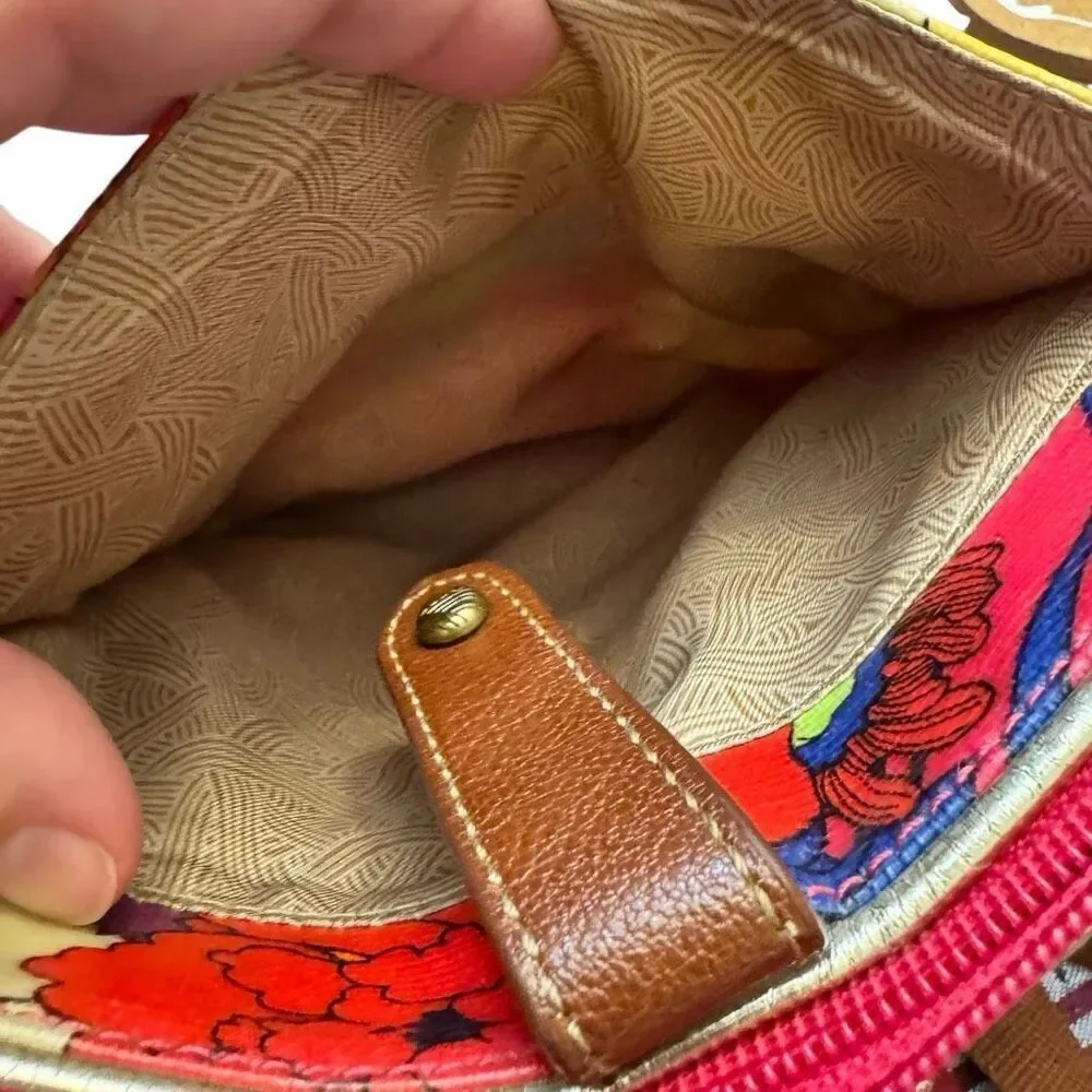 Sakroots Artists Circle Flower Power Coated Crossbody Purse Adjustable Strap